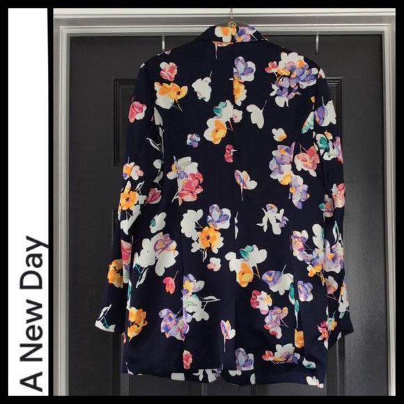 NWOT A New Day Oversized Floral Blazer - Picture 3 of 7